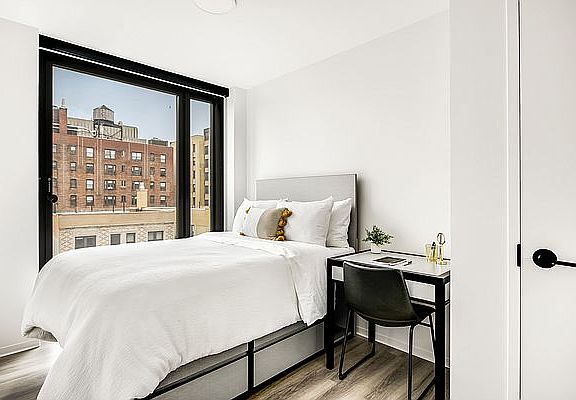 4th image of 415 W 120th St #6F