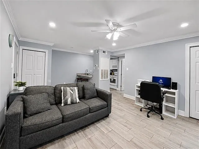 4833 Zenith St #2 — Photo 5
