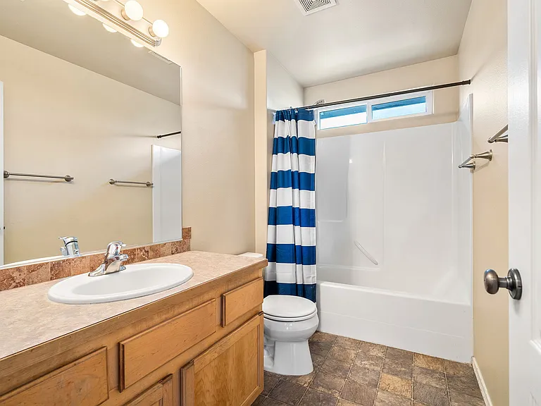61095 Borden Dr — Photo 24