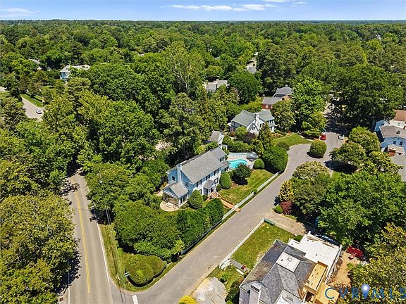 3rd image of 1 Kingsway Ct