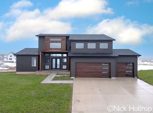 5933 Analise Ln NE, Ada, MI 49301