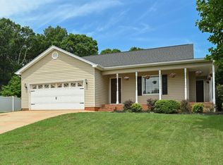 19 Raynes Ct, Taylors, SC 29687