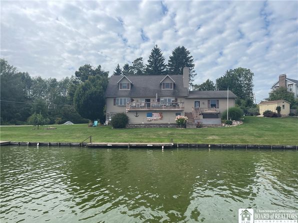 2726 Shadyside Rd, Findley Lake, NY 14736
