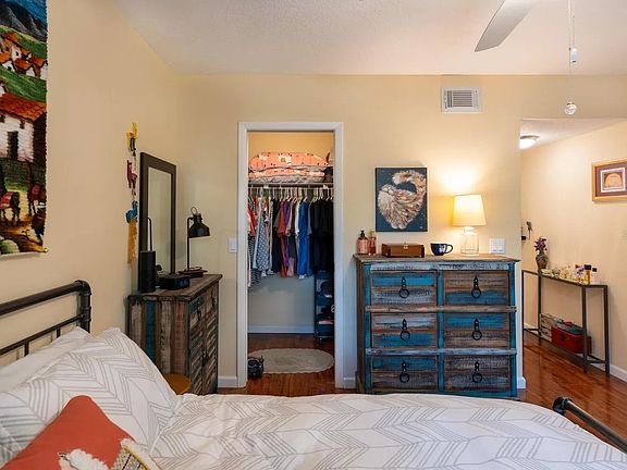 4th image of 108 Woodlake Wynde #108