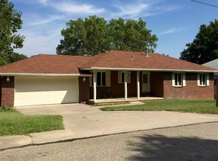 522 Christina St, Junction City, KS 66441