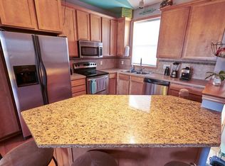 11155 Club West Cir UNIT C, Minneapolis, MN 55449