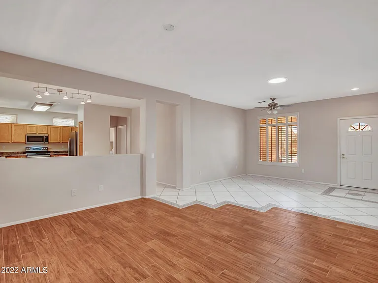 15438 W Domingo Ln — Photo 9