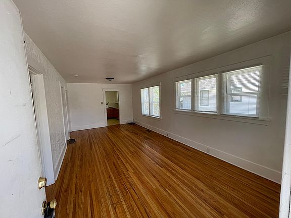 4th image of 2032 9th Ave #M