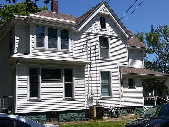 2nd image of 46 S Broad St