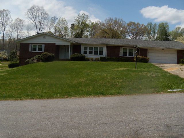 1st image of 2109 Pecan Ct