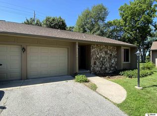 5172 S 150th Plz #2-D, Omaha, NE 68137