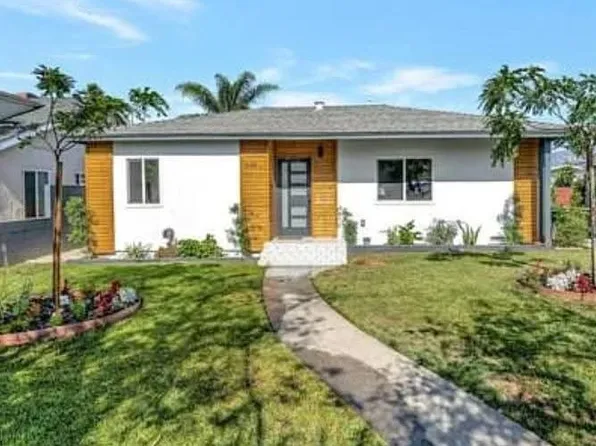 929 N Sunset Ave, Azusa, CA 91702