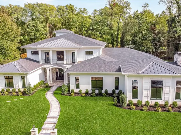 523 Long Beach Road, Nissequogue, NY 11780