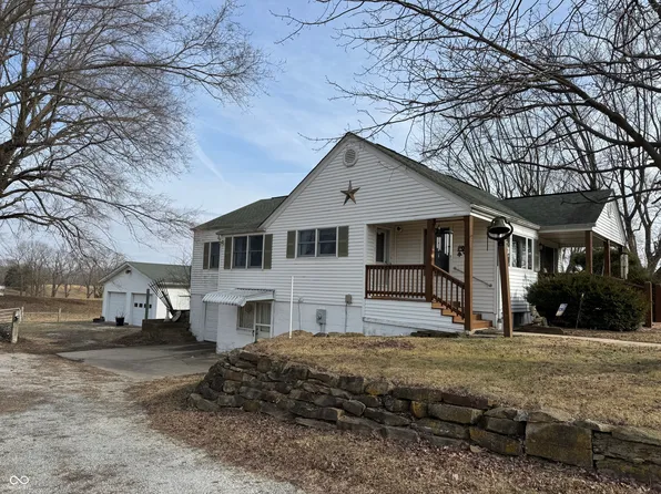 1282 W State Road 252, Trafalgar, IN 46181