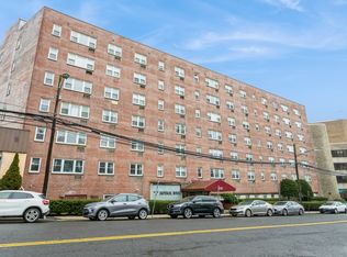125 Prospect St APT 1H, Stamford, CT 06905