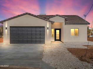 1853 Burns Ct, Rio Rico, AZ 85648