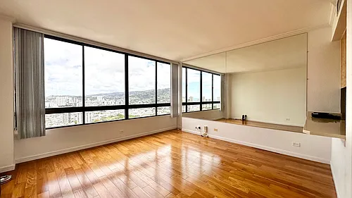 2499 Kapiolani Blvd Photo 1