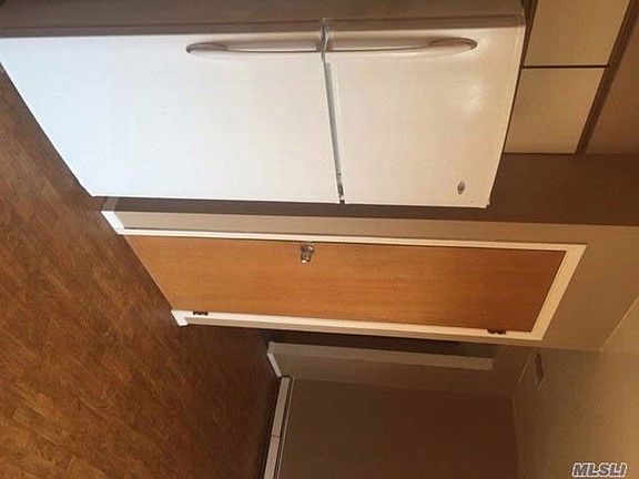4th image of 816 Johnson Ave