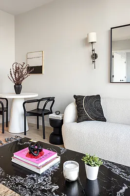 Rented by MNS | media 19