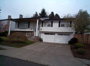 2452 SW Wonderview Dr, Gresham, OR 97080