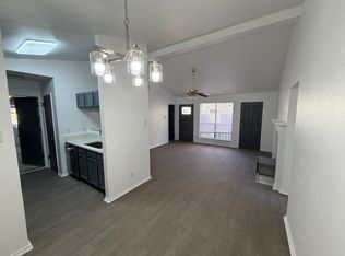 524 Cutty Trl APT A, Lakeway, TX 78734