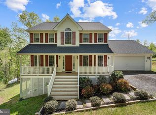 6678 Turning Run Ln, Marshall, VA 20115