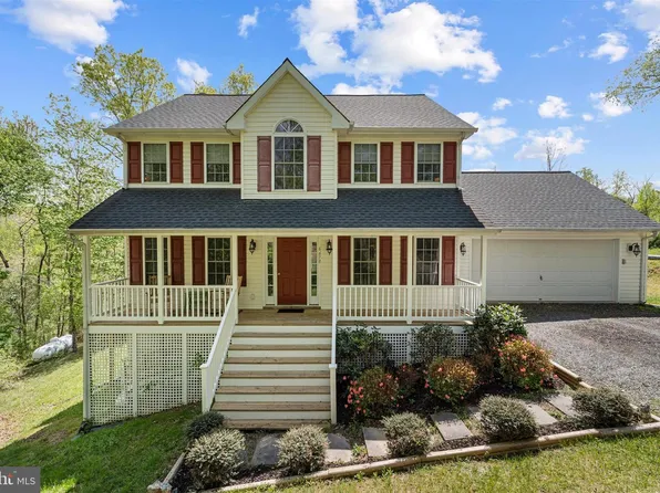 6678 Turning Run Ln, Marshall, VA 20115