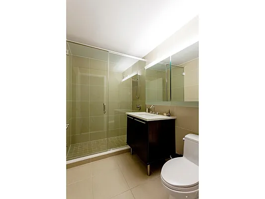 Rented by Douglas Elliman | media 17