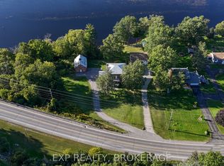 109 River Rd, Greater Napanee, ON K7R3H3