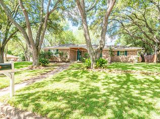 2412 Lynne Way, Brenham, TX 77833