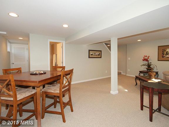 5th image of 3012 Woodlawn Ave