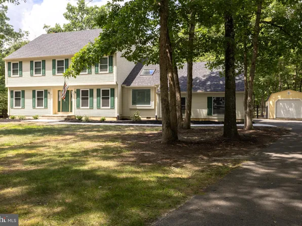 2 Bridlewood Ct, Tabernacle, NJ 08088