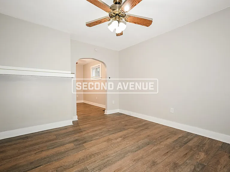 1732 Concordia St — Photo 3