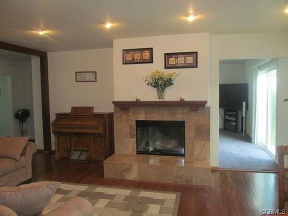 3rd image of 314 E Benbow St