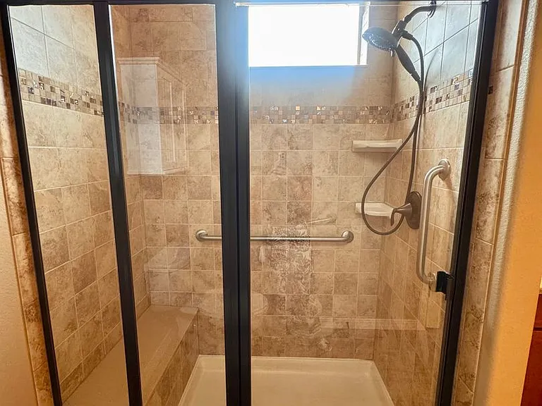 8475 Glen Carriage Grv — Photo 21