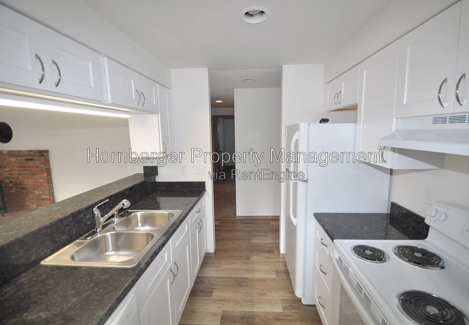 2 bed, 1.5 bath, 850 sqft, $1,275 — Photo 1