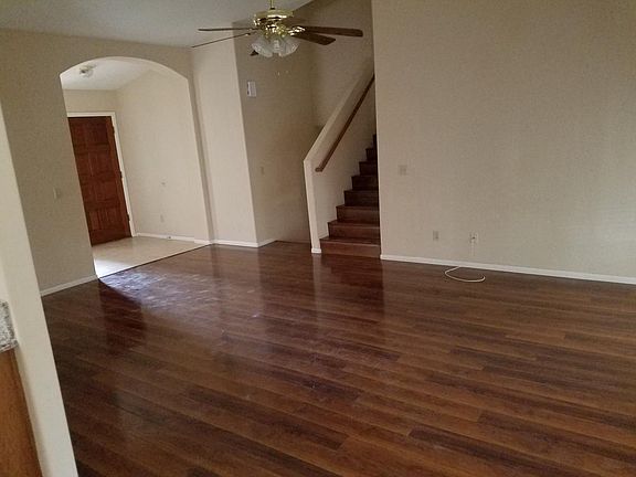 4th image of 3163 W Thude Dr