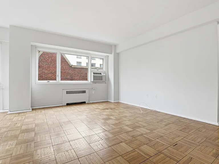 2720 Wisconsin Ave NW #302 — Photo 16
