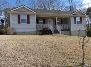 532 Lees Chapel Rd, Sweetwater, TN 37874