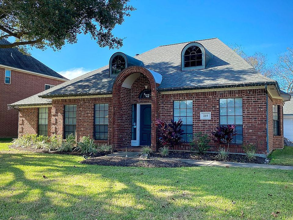 1st image of 215 Peppermint Dr