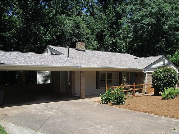 3rd image of 2162 Skyline Dr