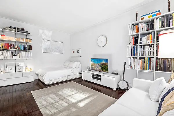 Rented by Corcoran | media 4