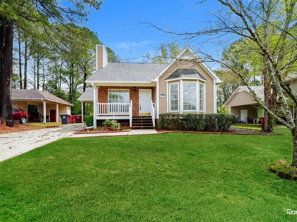 6725 Crossbrook Ln, Pinson, AL 35126