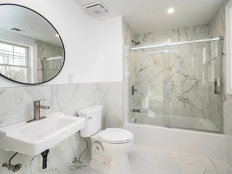 22 Sagamore Hill Dr — Photo 38