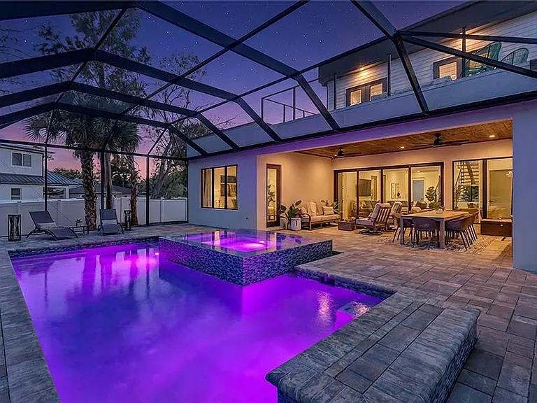 275 Lime Cir — Photo 3