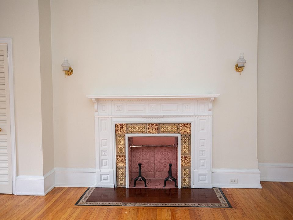 1st image of 244-246 S 21st St #18021250