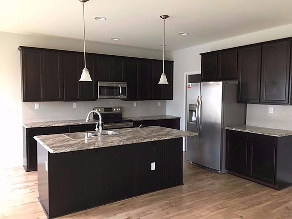 2nd image of 2311 Merluna Dr