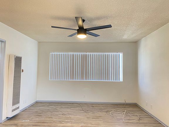 3rd image of 11893 Truro Ave #11-11-TRUR