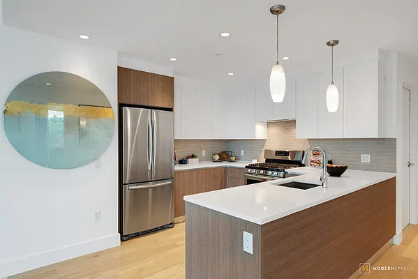 Rented by Modern Spaces | media 26