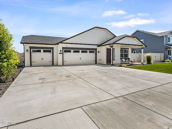 2nd image of 2303 S 58th Ave